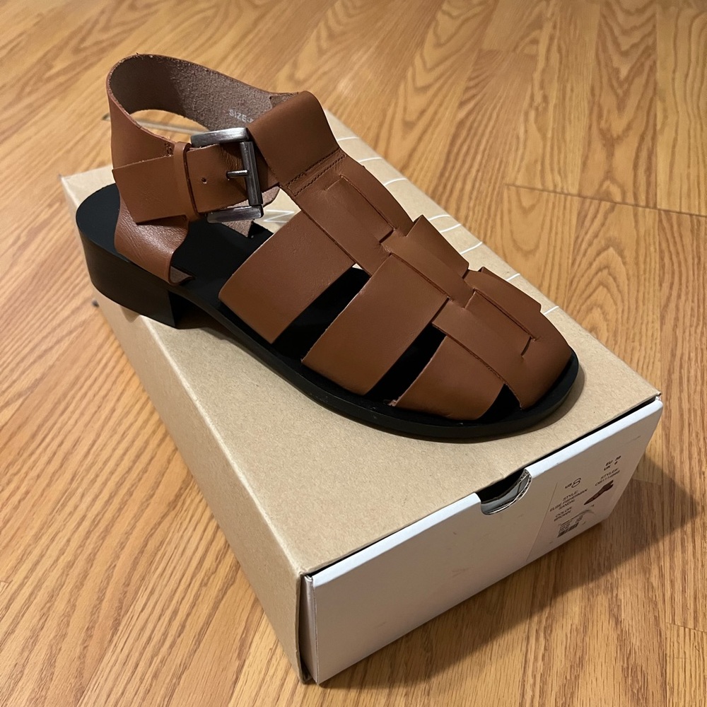Elise Fisherman Sandal